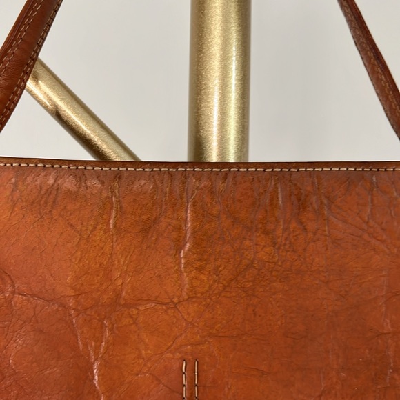 Kenneth Cole distressed leather mini handbag - Picture 3 of 11